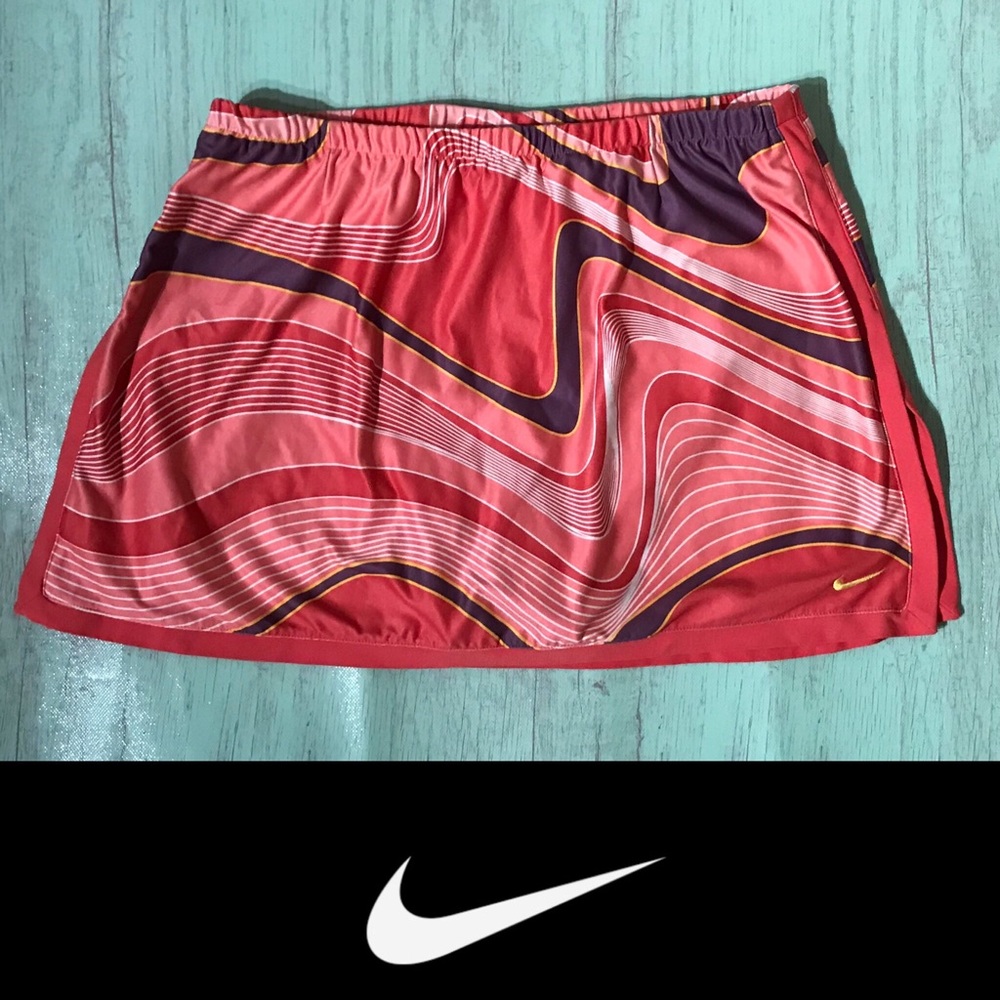 Nike Dri Fit Coral Printed Skort Medium Sz 8-10